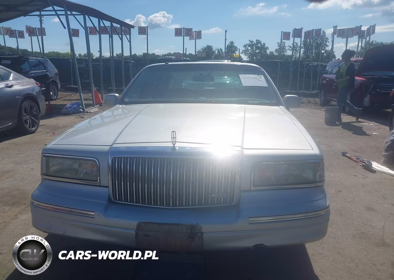 1996 Lincoln Town Car Sgn-Dmnd Anv-Cypress-Jn VIN:1LNLM82W1TY721480 - 13