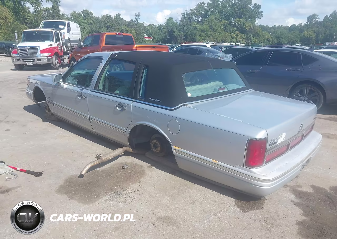 1996 Lincoln Town Car Sgn-Dmnd Anv-Cypress-Jn VIN:1LNLM82W1TY721480 - 3