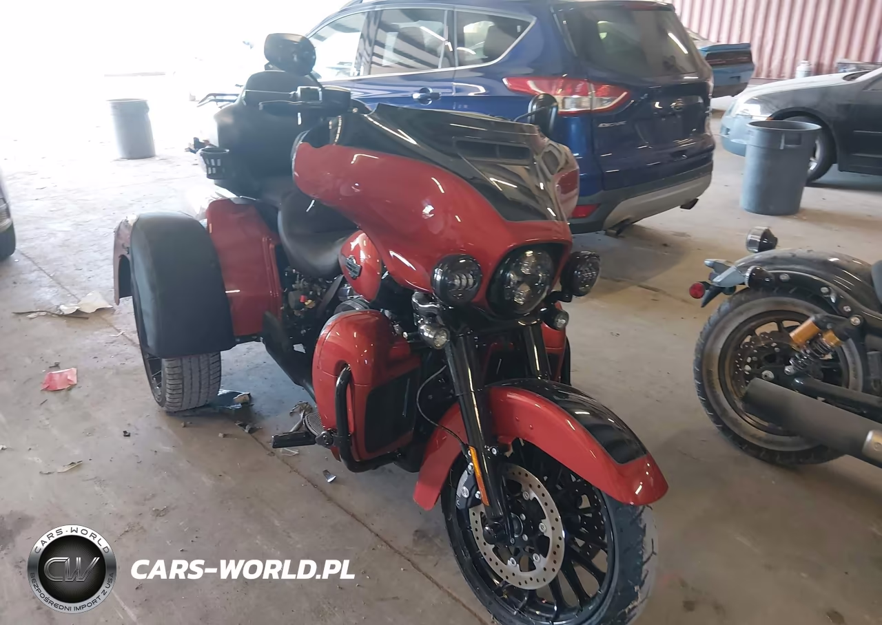 2025 Harley-Davidson Flhtcutg