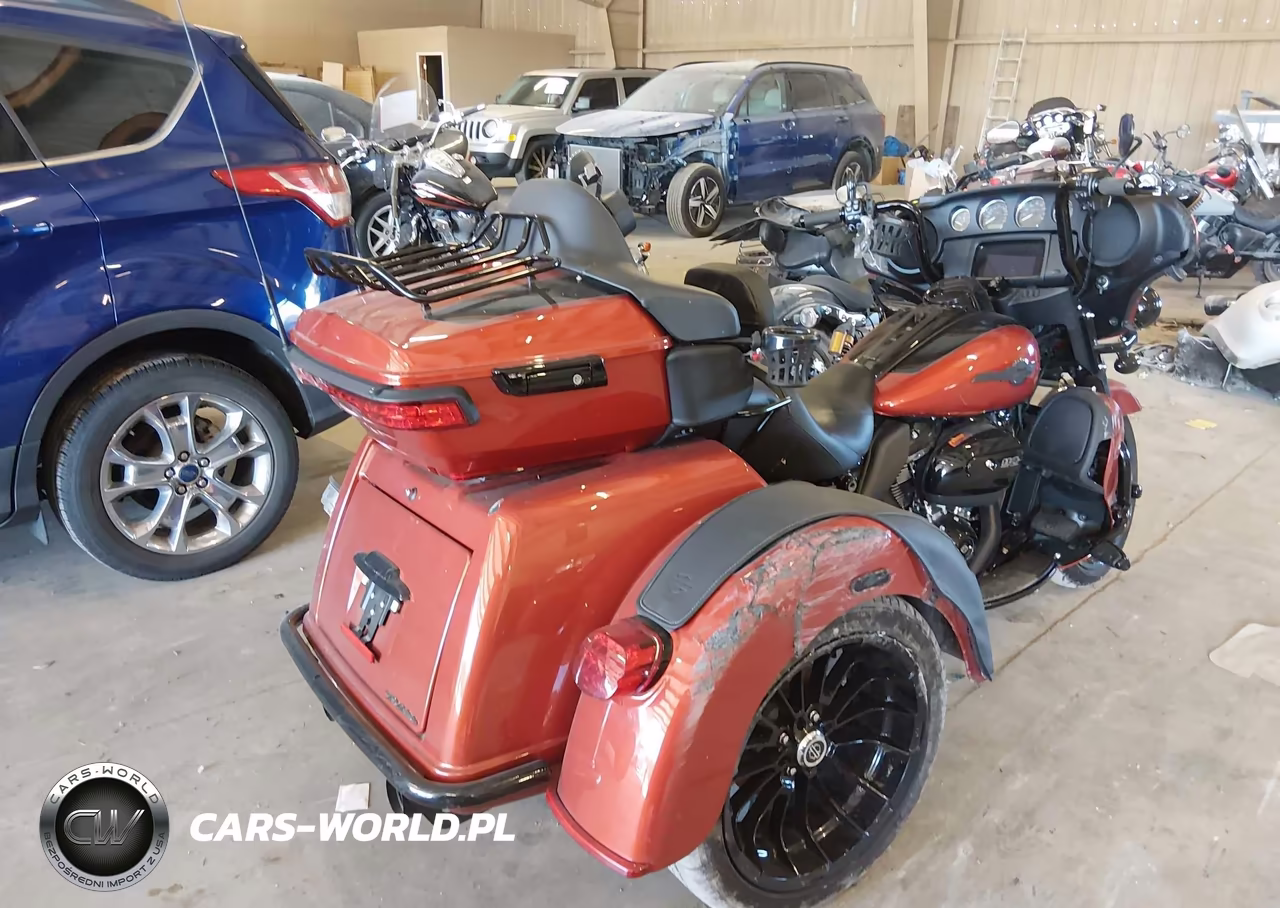 2025 Harley-Davidson Flhtcutg VIN:1HD1MAF19SB851914 - 4
