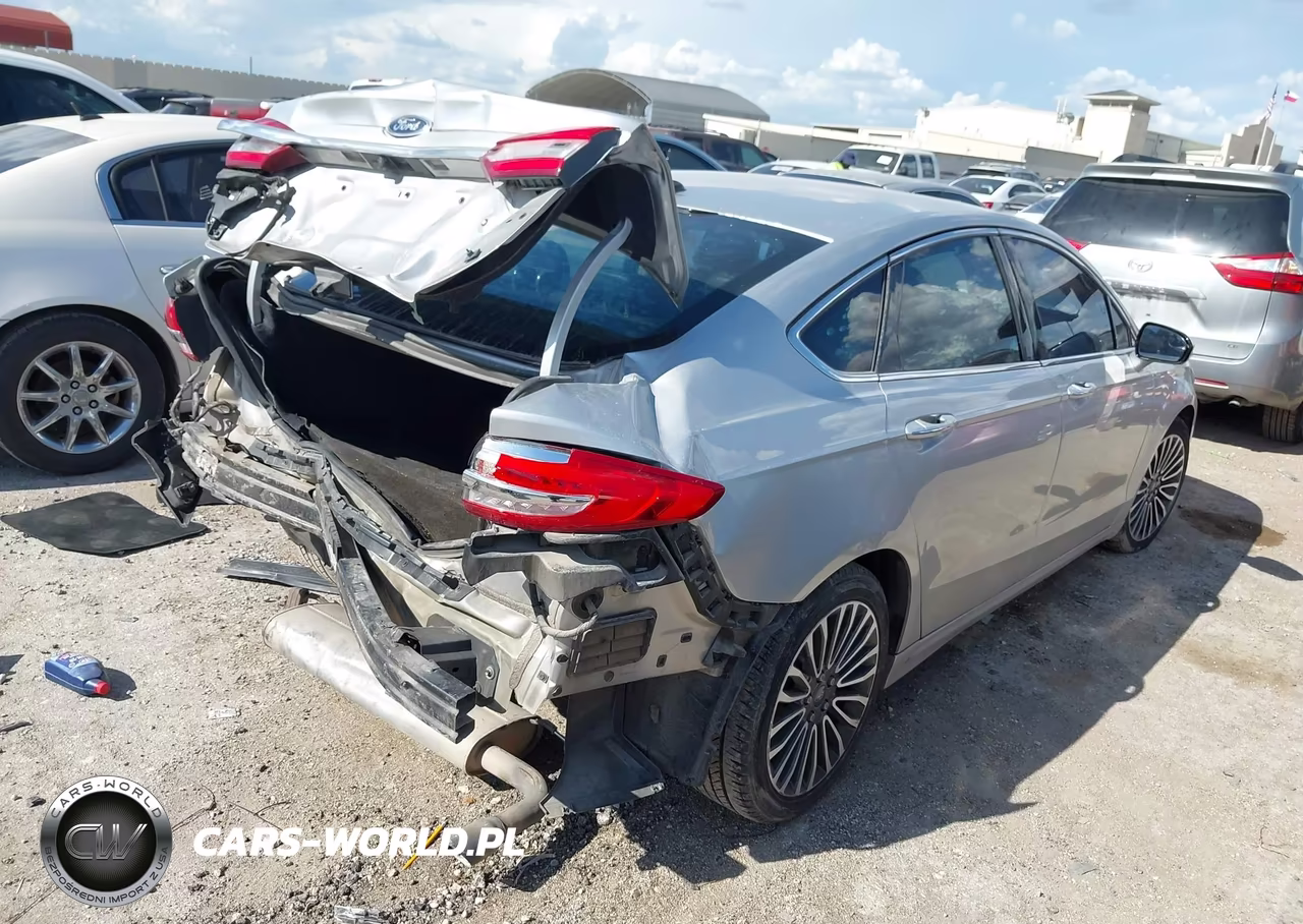 2017 Ford Fusion Se VIN:3FA6P0HD3HR241601 - 4