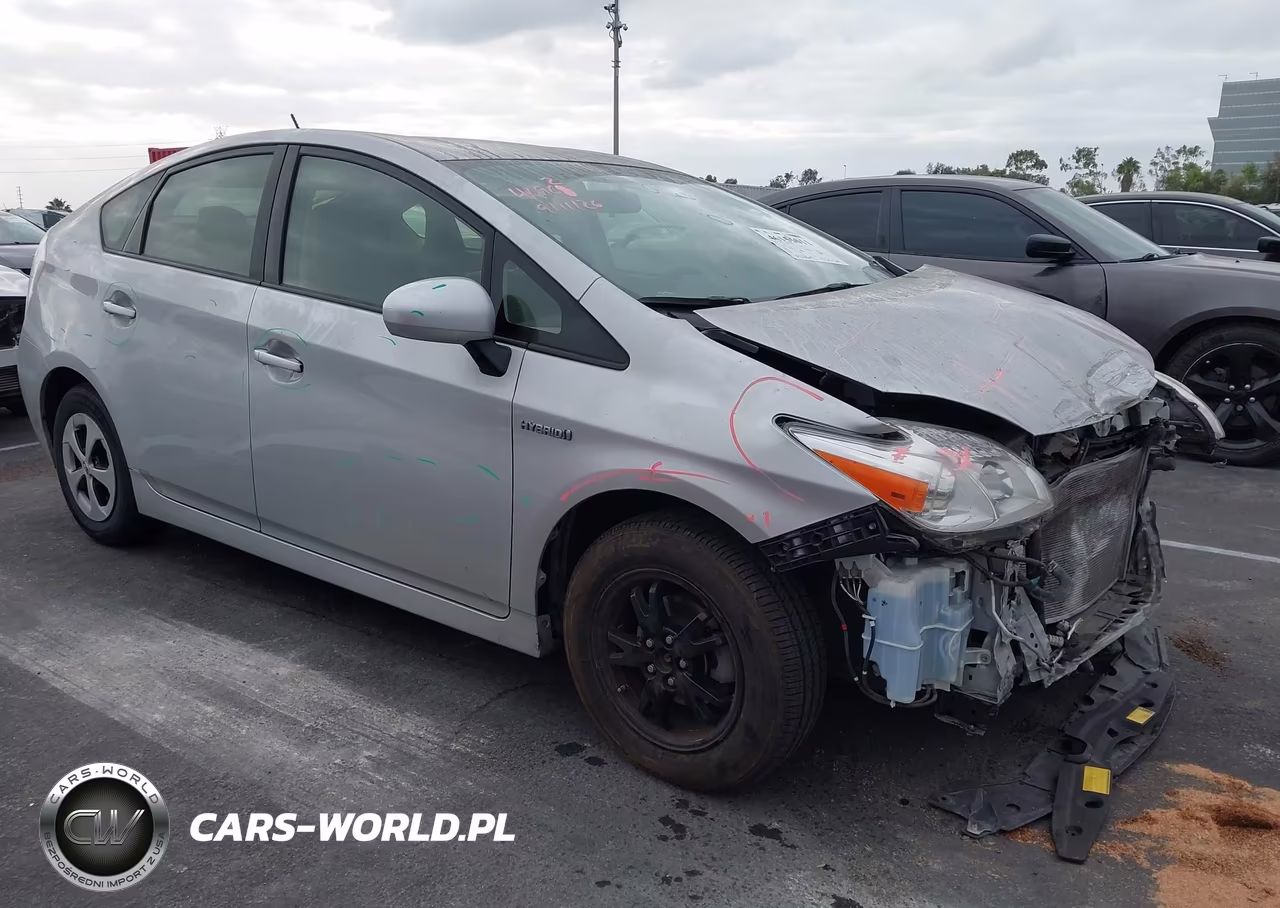 2013 Toyota Prius Three