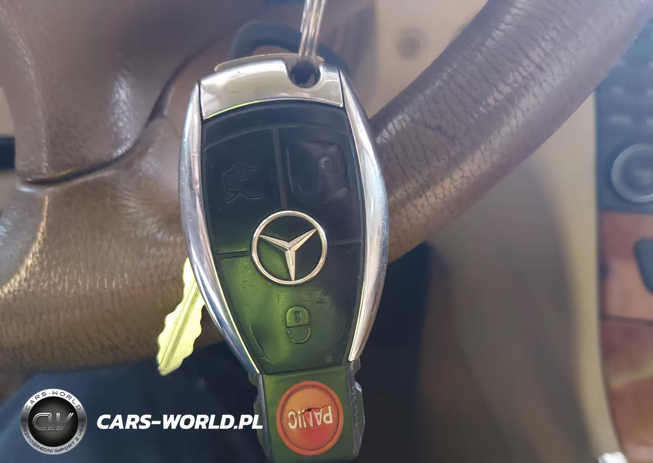 2008 Mercedes-Benz E 320 Bluetec VIN:WDBUF22X38B220527 - 11
