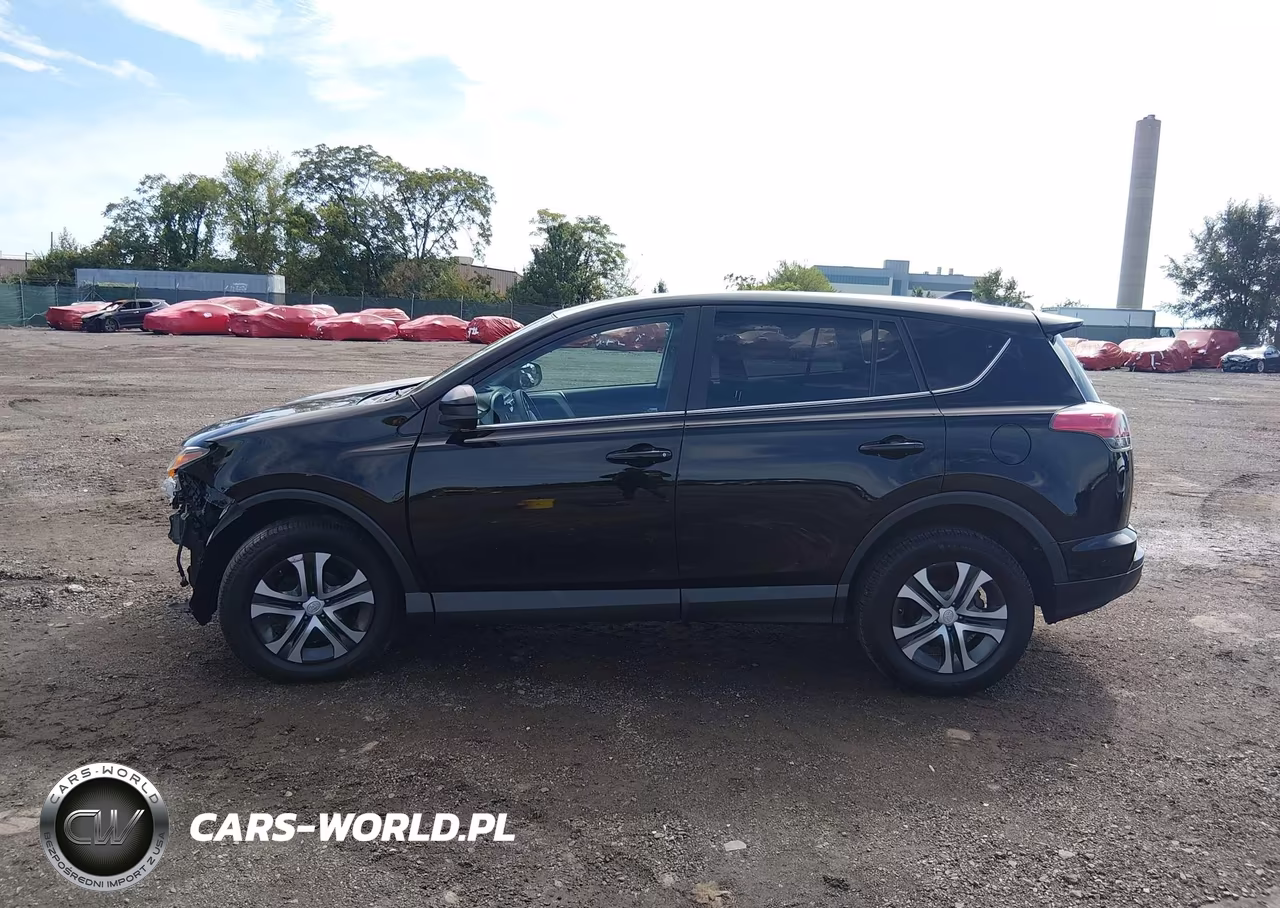 2018 Toyota Rav4 Le VIN:2T3BFREV3JW729316 - 15