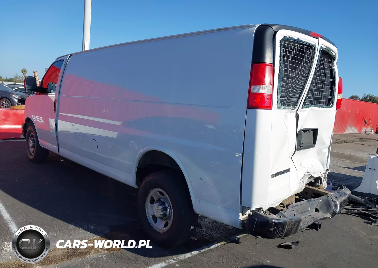 2018 Chevrolet Express 2500 Work Van VIN:1GCWGBFP6J1273994 - 3