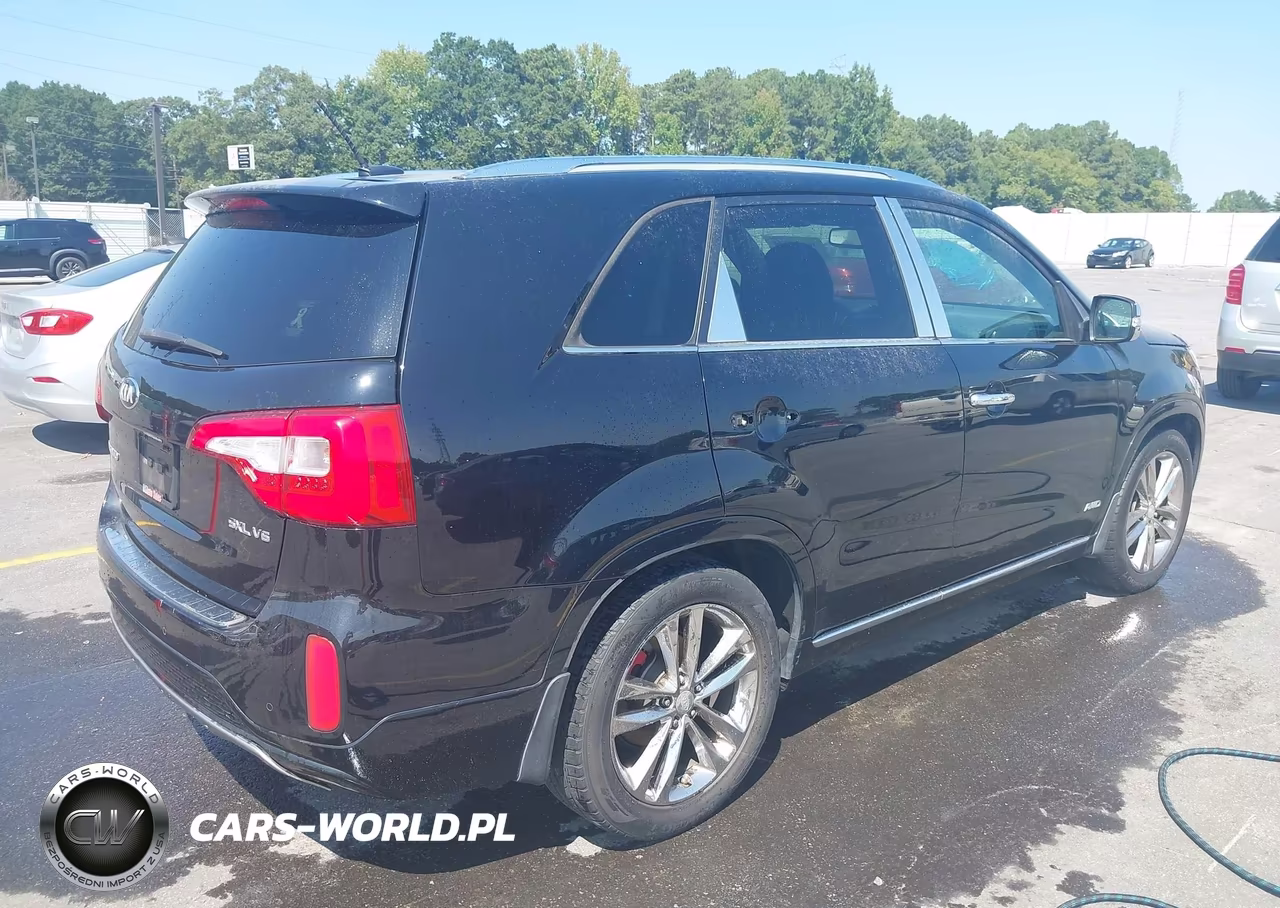2015 Kia Sorento Limited V6 VIN:5XYKWDA74FG588255 - 4