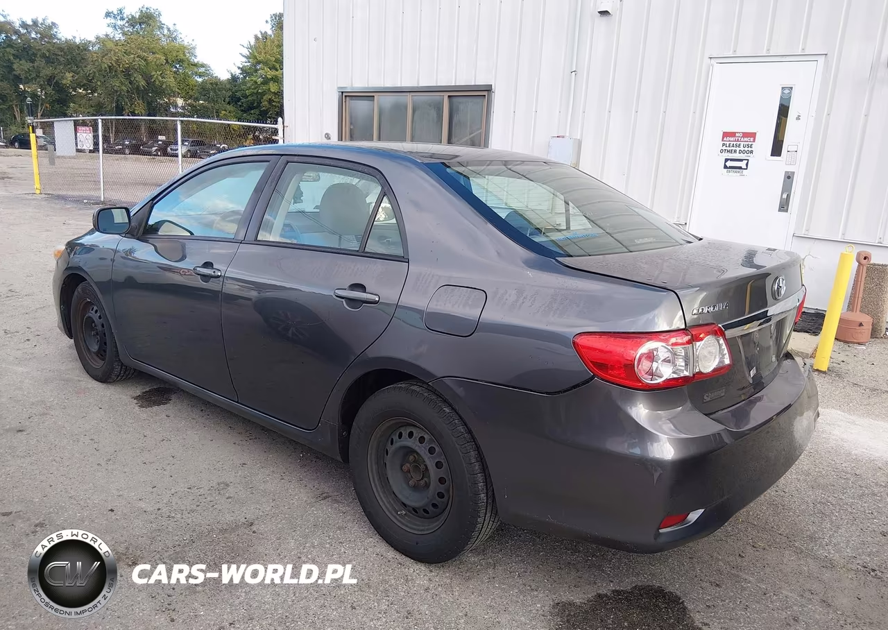 2011 Toyota Corolla Le VIN:2T1BU4EE3BC738201 - 3