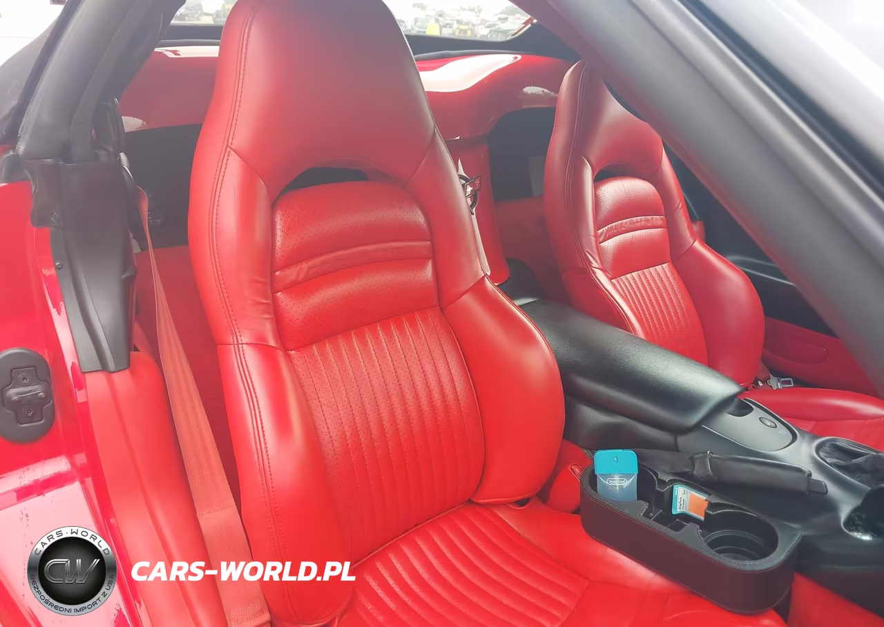 2000 Chevrolet Corvette VIN:1G1YY32G7Y5116066 - 8