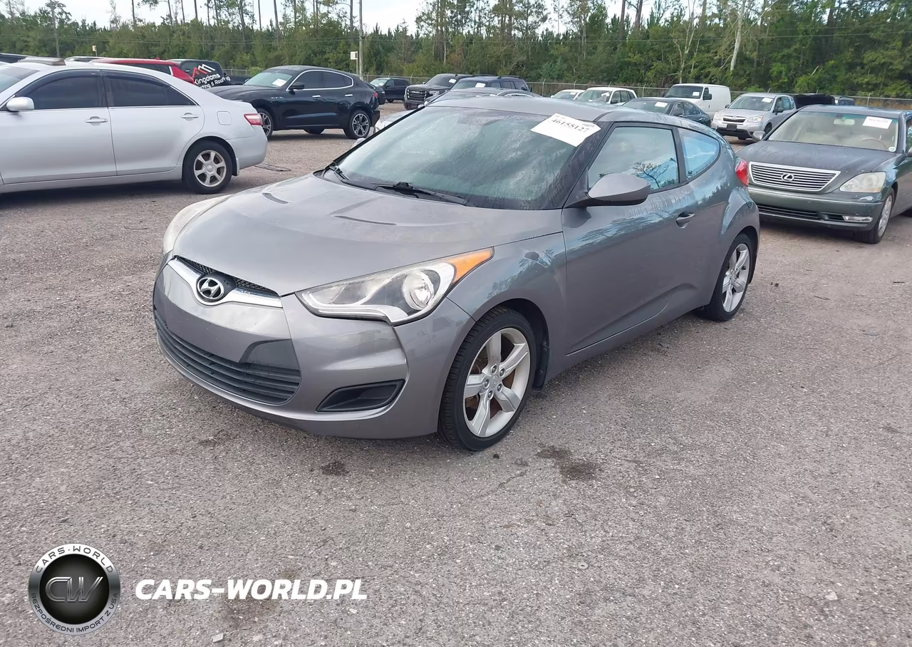 2015 Hyundai Veloster VIN:KMHTC6AD6FU241051 - 2