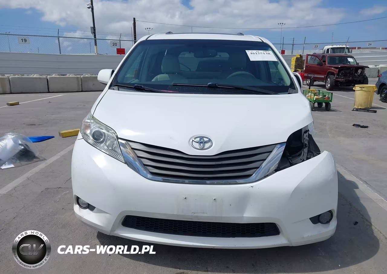 2013 Toyota Sienna Xle V6 8 Passenger VIN:5TDYK3DC5DS367630 - 12