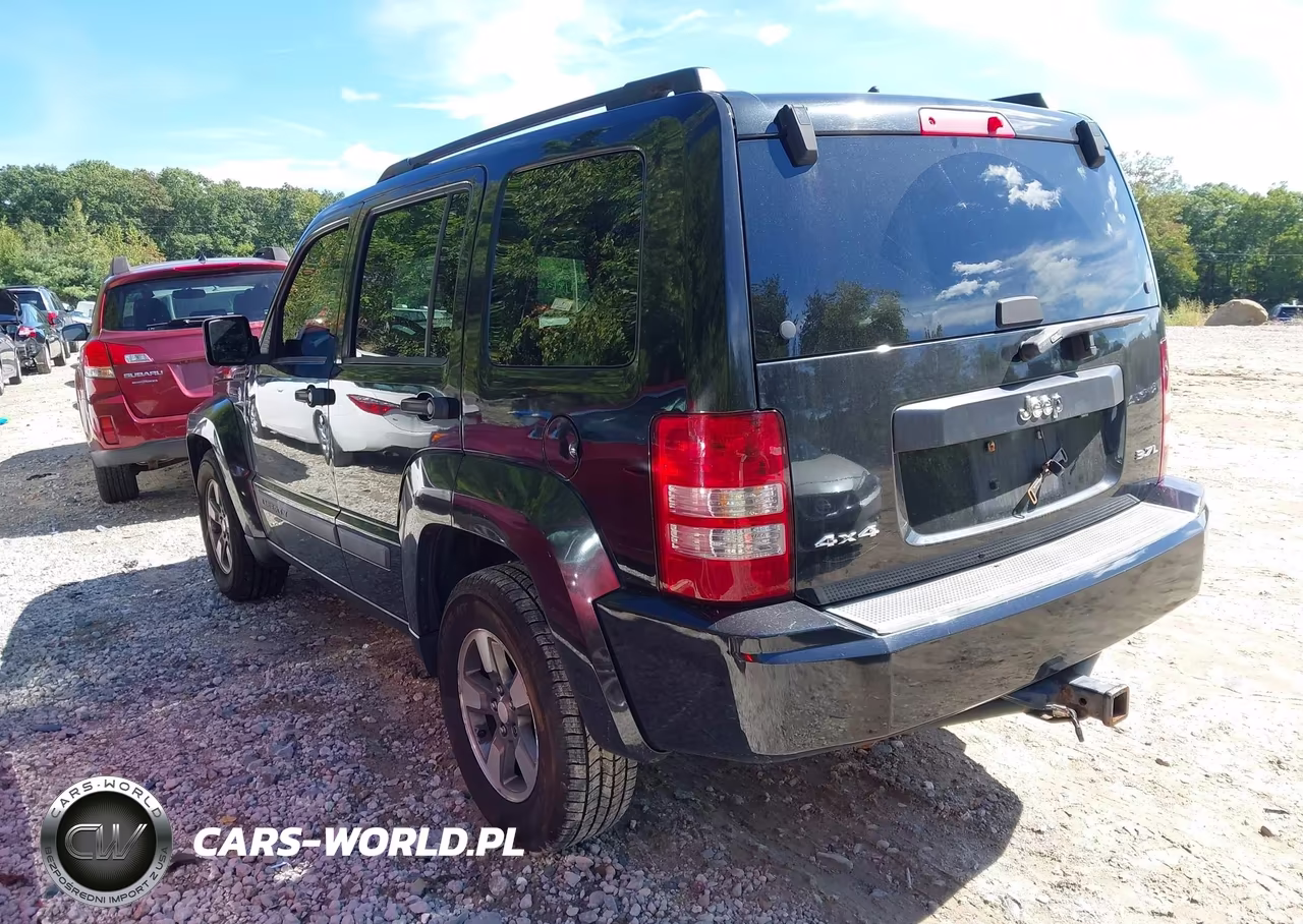 2008 Jeep Liberty Sport VIN:1J8GN28K58W182278 - 3