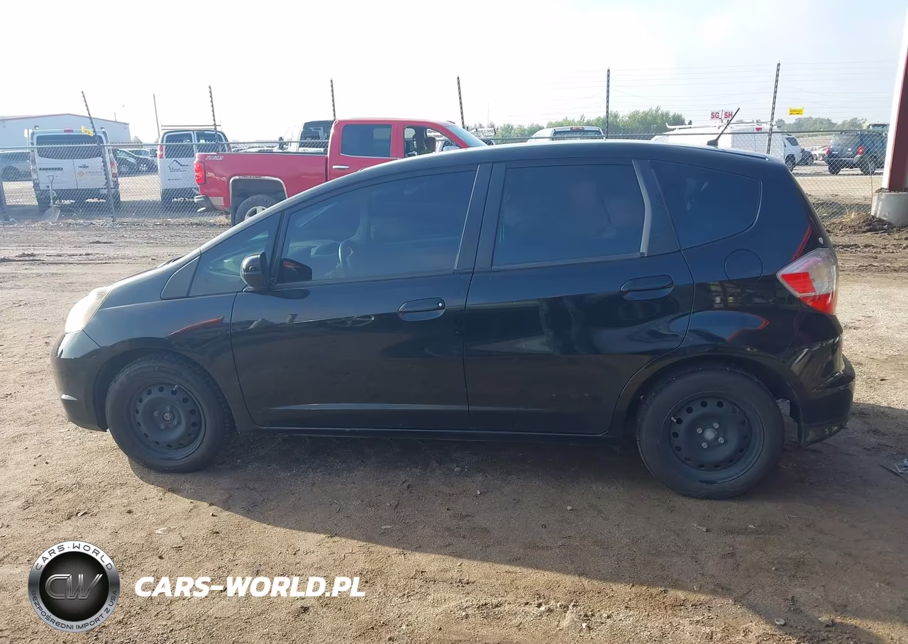 2012 Honda Fit VIN:JHMGE8H31CC027111 - 14