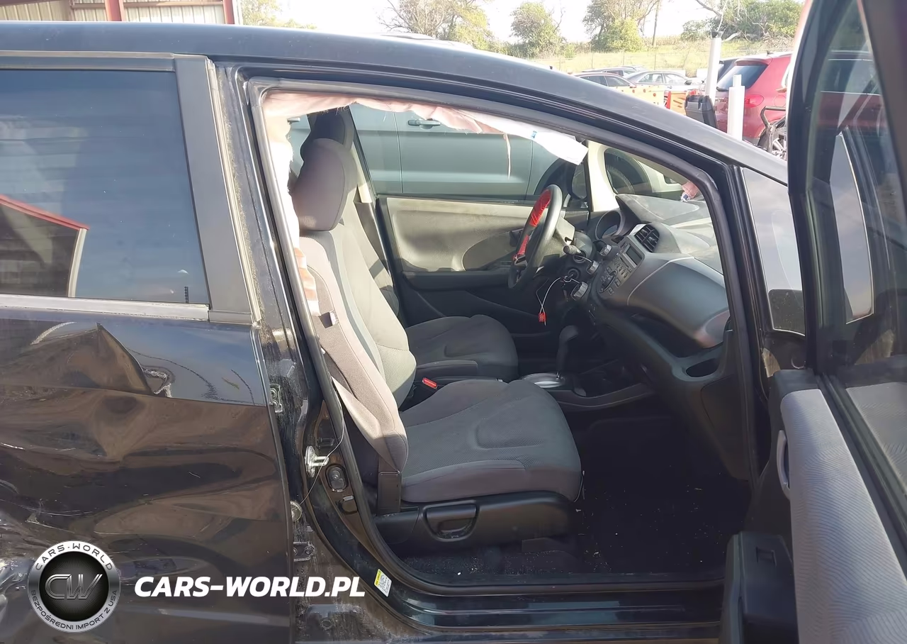 2012 Honda Fit VIN:JHMGE8H31CC027111 - 5