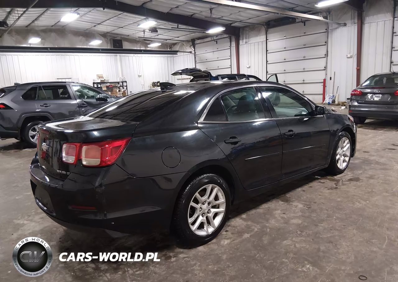 2015 Chevrolet Malibu 1Lt VIN:1G11C5SLXFF230644 - 4