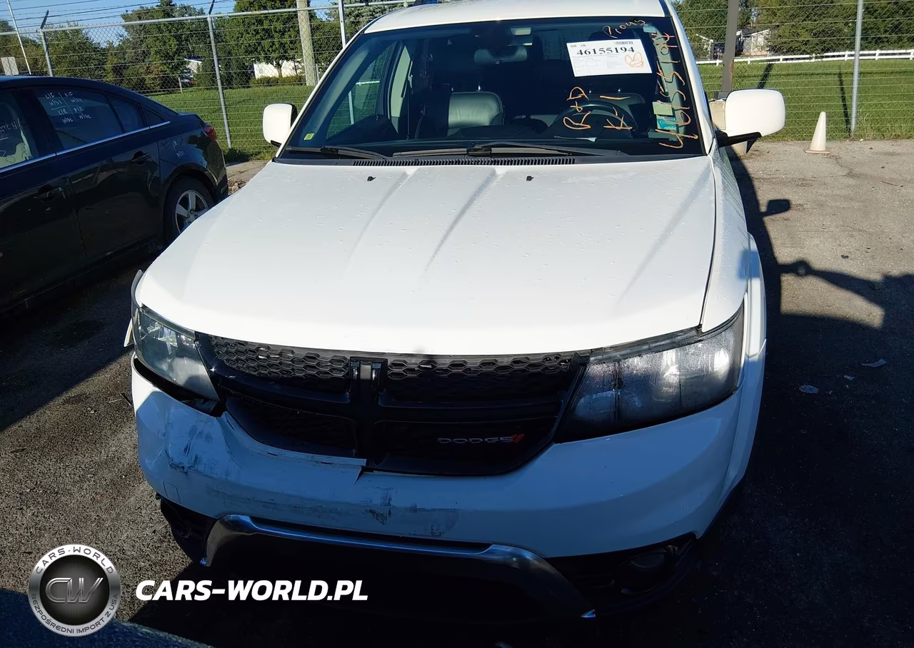 2018 Dodge Journey Crossroad VIN:3C4PDCGG5JT490091 - 12