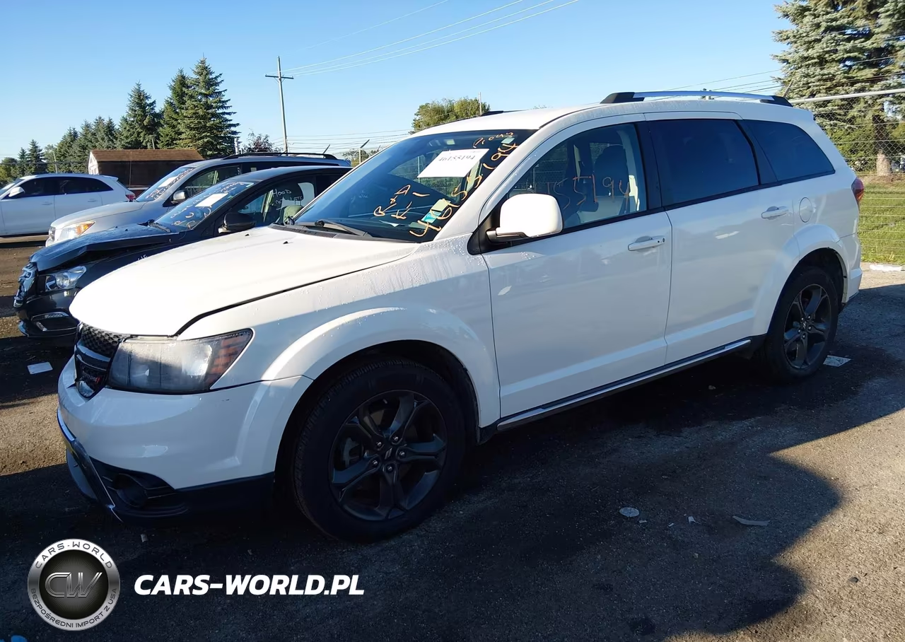 2018 Dodge Journey Crossroad VIN:3C4PDCGG5JT490091 - 2