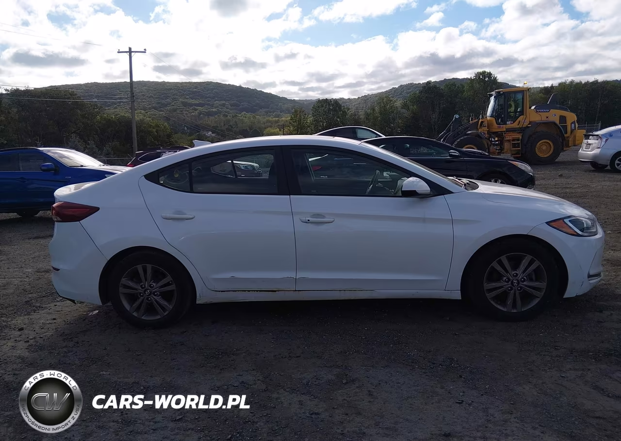 2018 Hyundai Elantra Value Edition VIN:5NPD84LF7JH376863 - 14