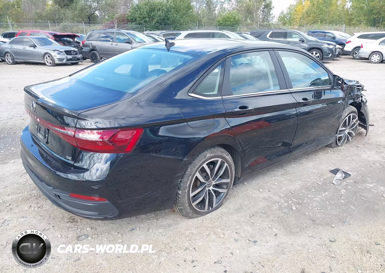 2025 Volkswagen Jetta 1.5T Se VIN:3VW7X7BU6SM093462 - 4