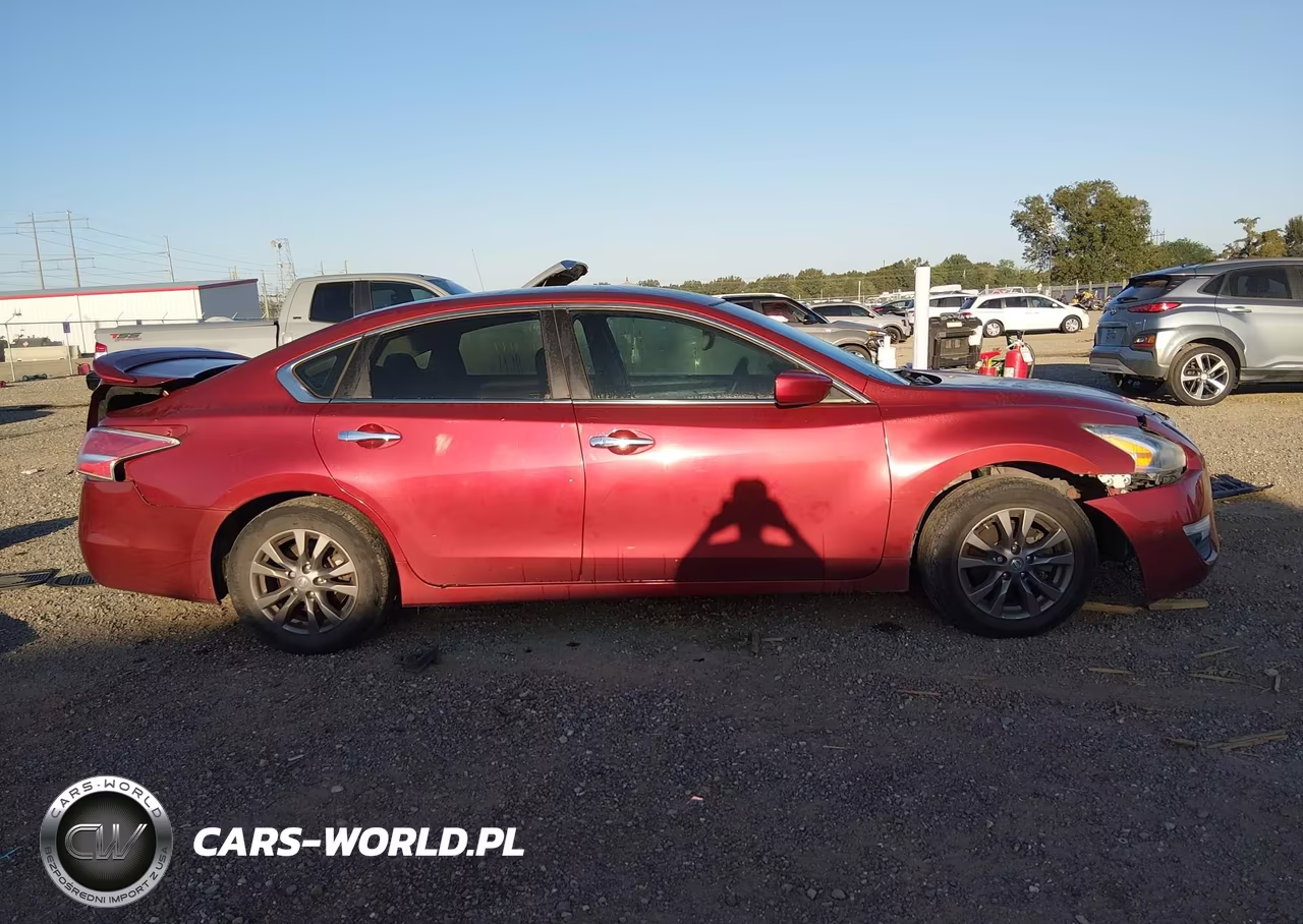 2015 Nissan Altima 2.5 S VIN:1N4AL3AP7FN404505 - 14