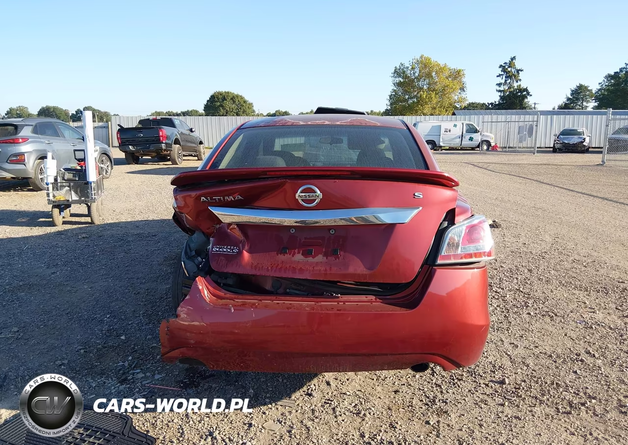 2015 Nissan Altima 2.5 S VIN:1N4AL3AP7FN404505 - 17