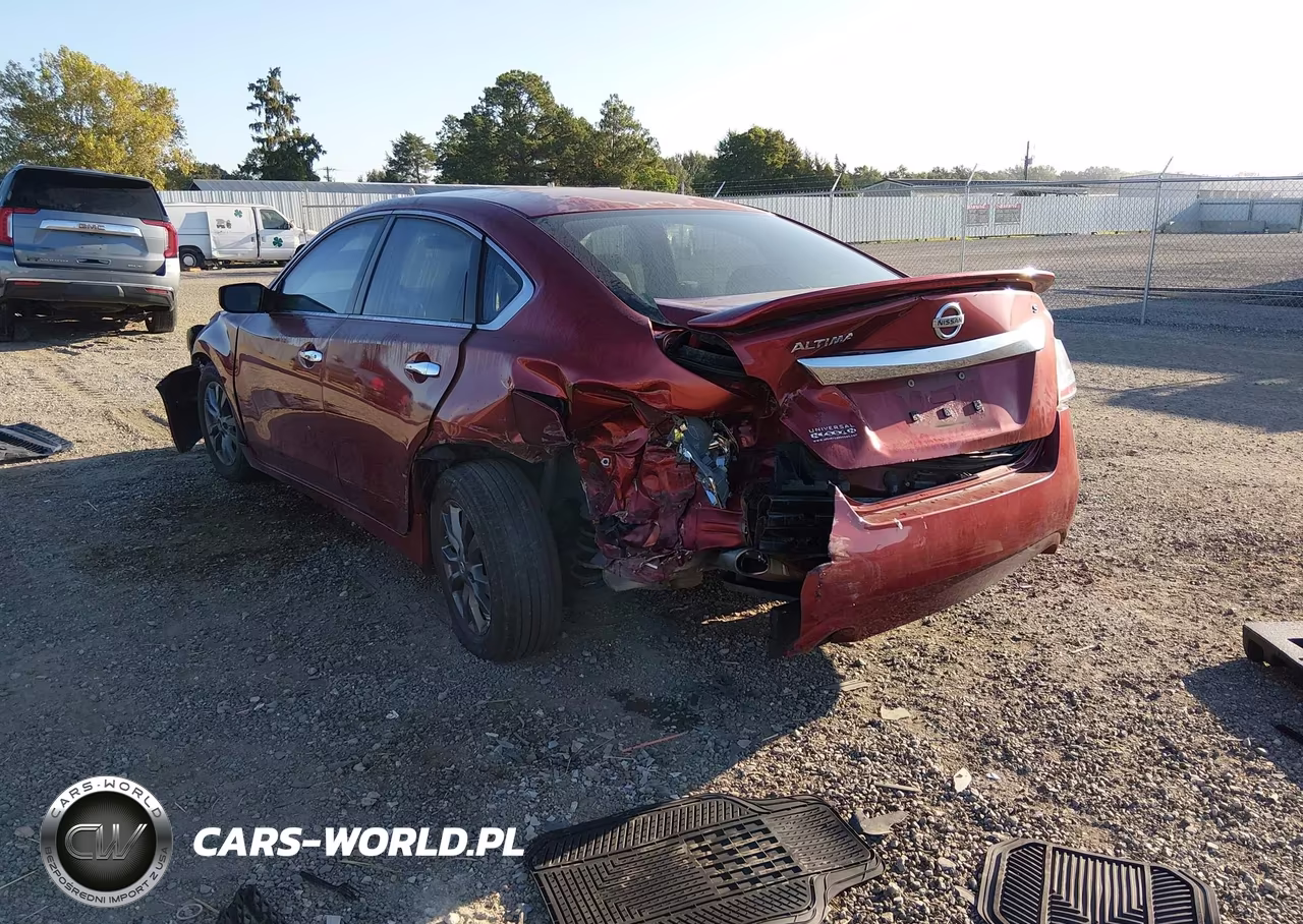 2015 Nissan Altima 2.5 S VIN:1N4AL3AP7FN404505 - 3