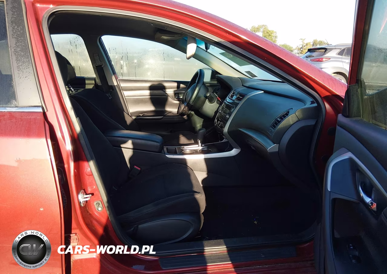 2015 Nissan Altima 2.5 S VIN:1N4AL3AP7FN404505 - 5
