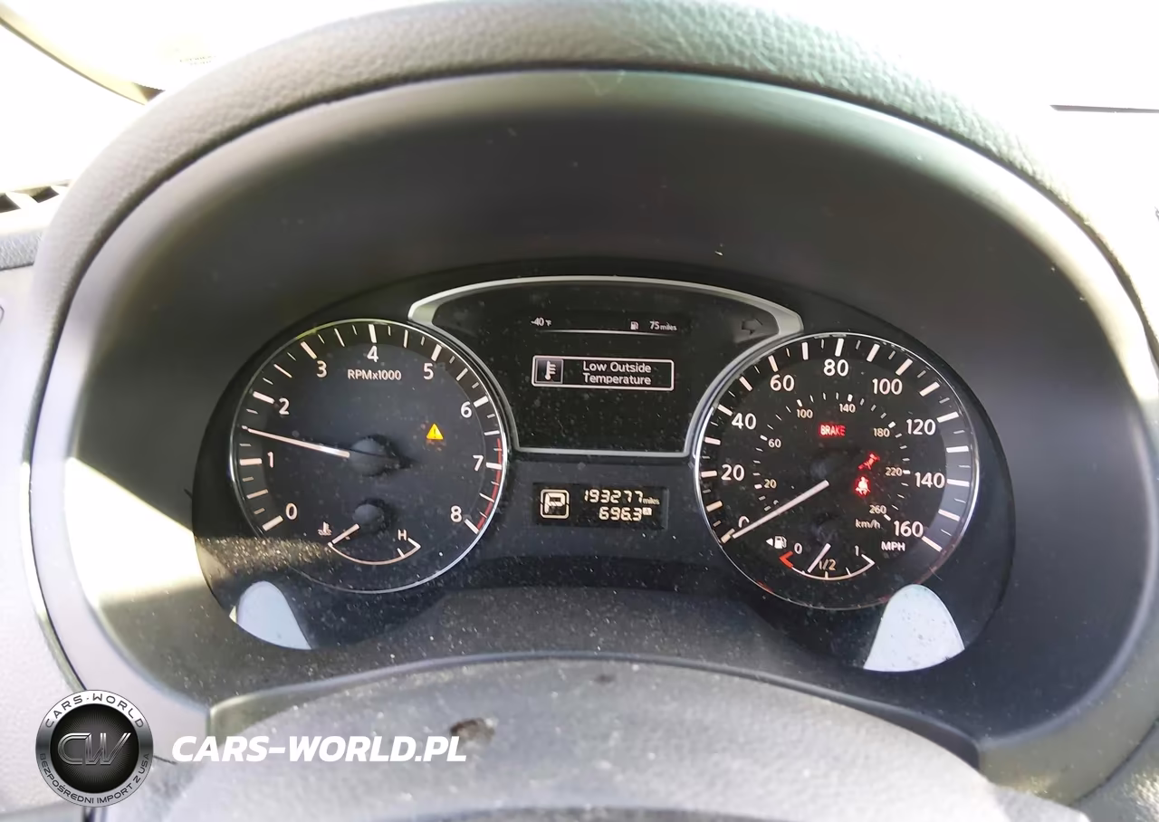 2015 Nissan Altima 2.5 S VIN:1N4AL3AP7FN404505 - 7