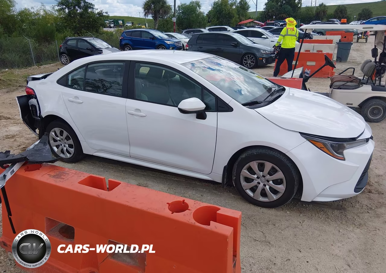 2025 Toyota Corolla Le VIN:5YFB4MDE7SP293057 - 13