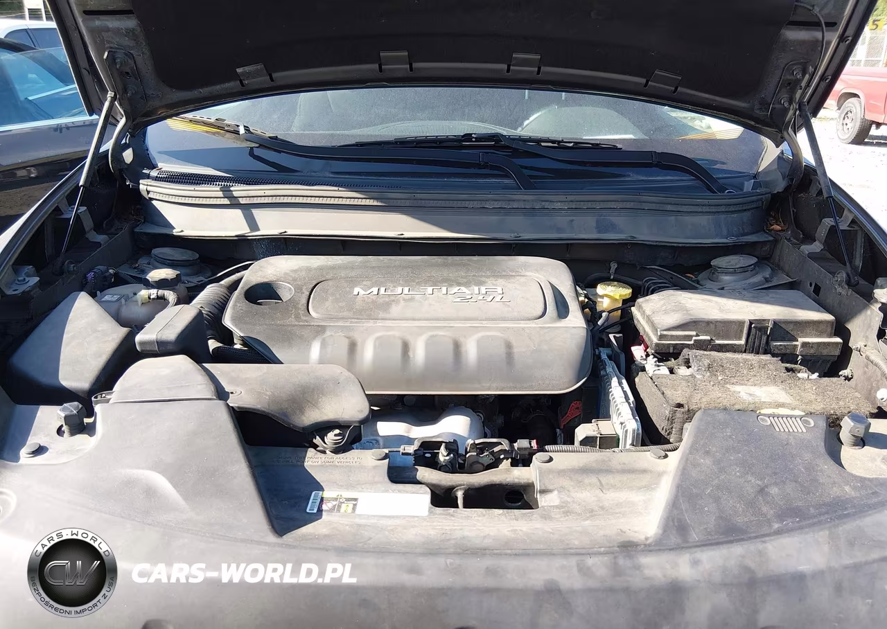 2016 Jeep Cherokee Altitude VIN:1C4PJMCB7GW205709 - 10