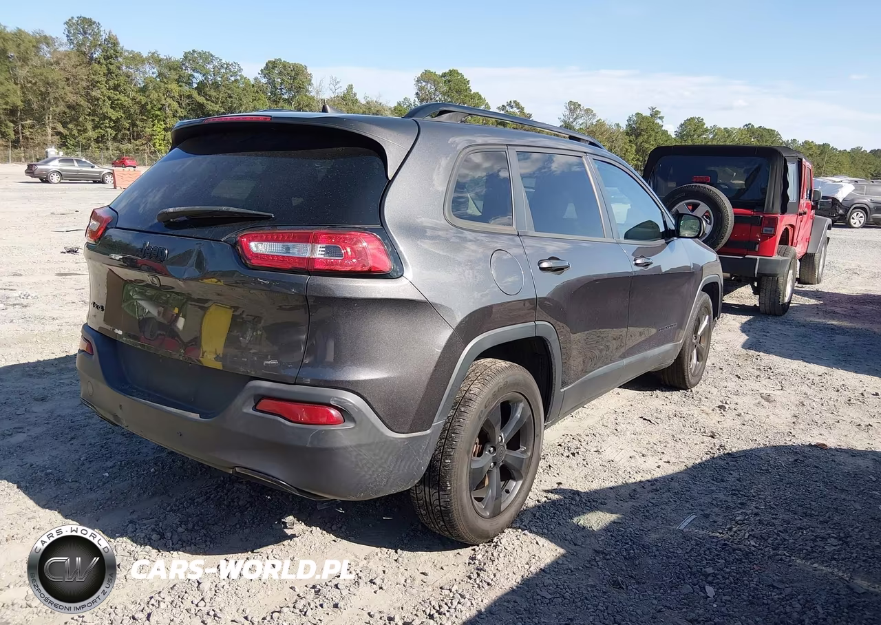 2016 Jeep Cherokee Altitude VIN:1C4PJMCB7GW205709 - 4