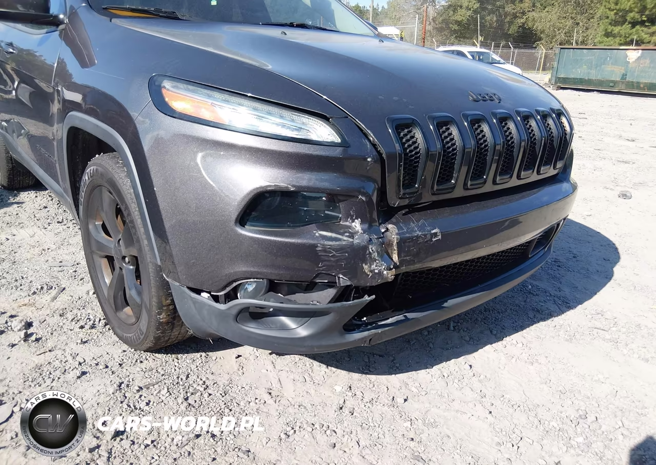 2016 Jeep Cherokee Altitude VIN:1C4PJMCB7GW205709 - 6