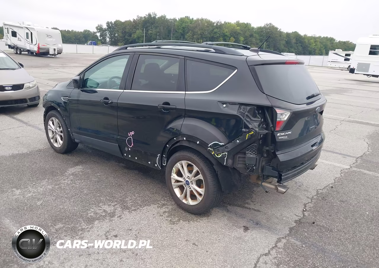 2017 Ford Escape Se VIN:1FMCU0GD2HUA20468 - 3
