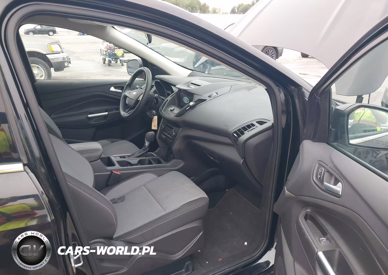 2017 Ford Escape Se VIN:1FMCU0GD2HUA20468 - 5