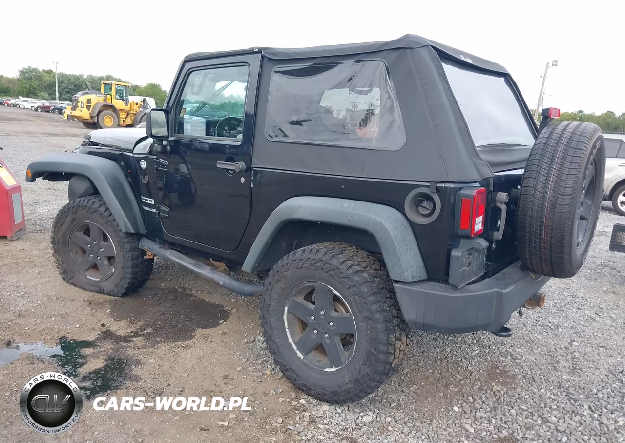 2015 Jeep Wrangler Sport VIN:1C4AJWAG0FL646324 - 3