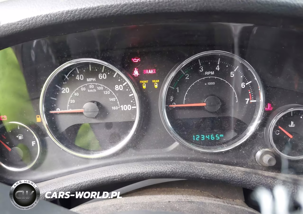 2015 Jeep Wrangler Sport VIN:1C4AJWAG0FL646324 - 7