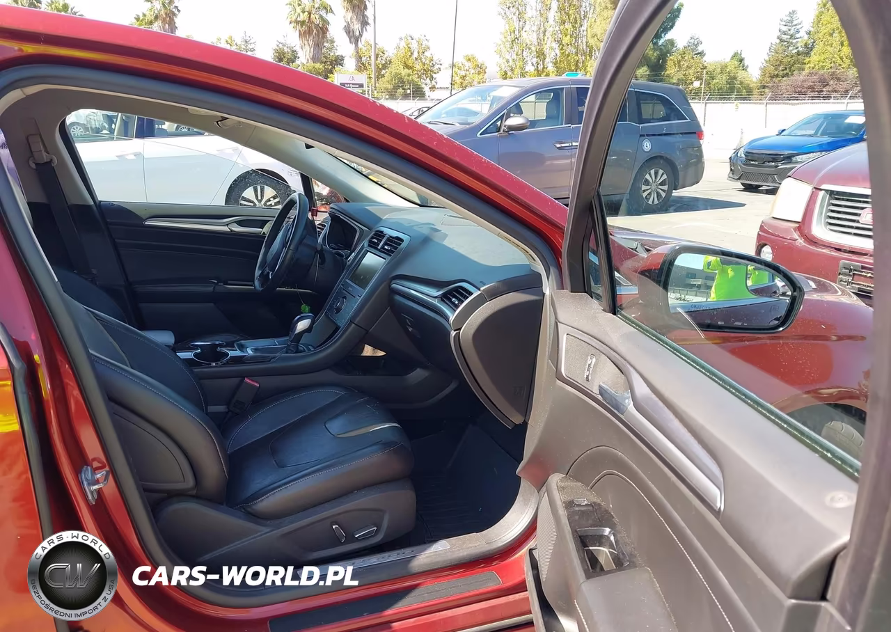 2014 Ford Fusion Titanium VIN:3FA6P0K99ER358499 - 5