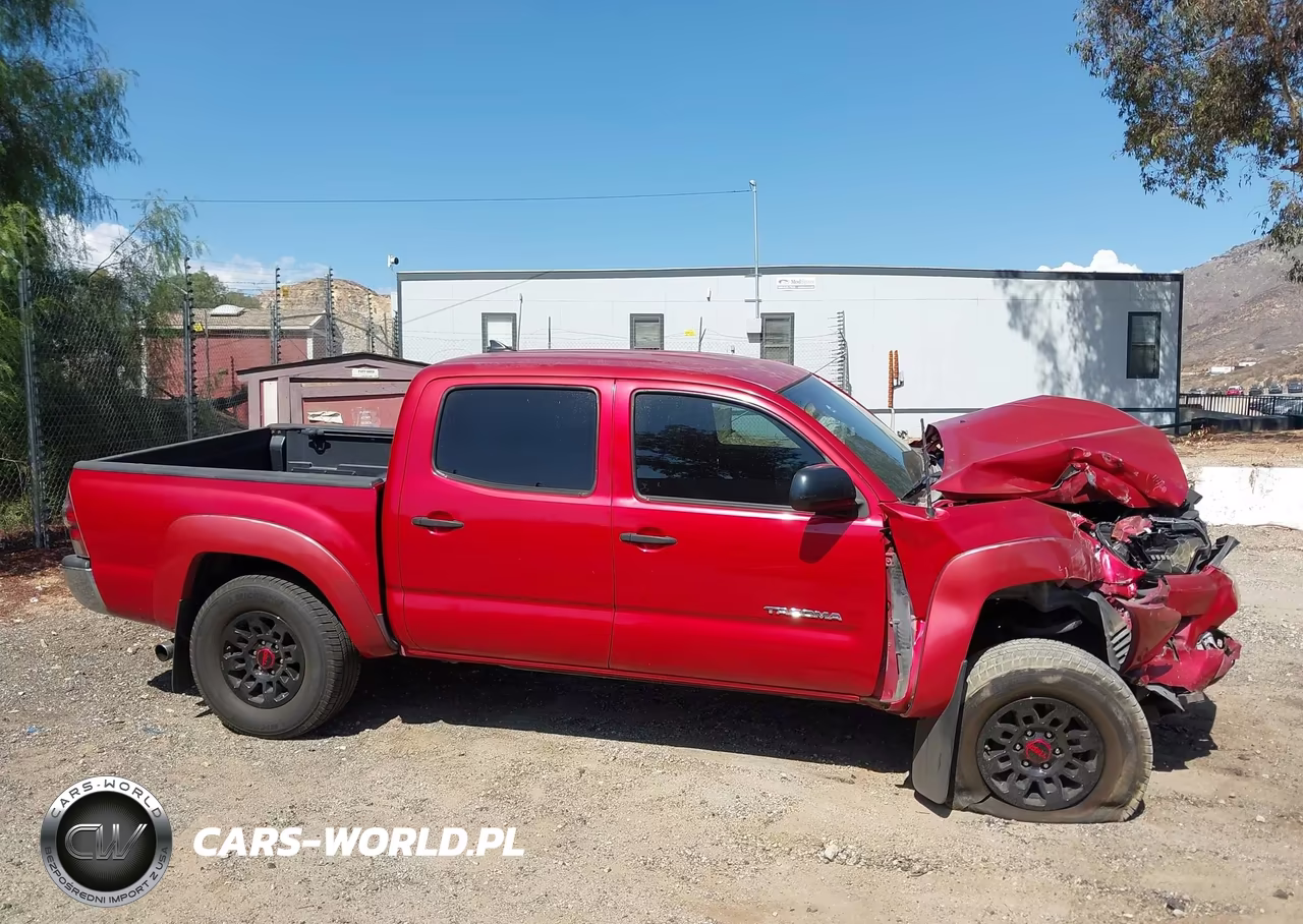 2012 Toyota Tacoma Prerunner VIN:5TFJX4GN7CX010450 - 12