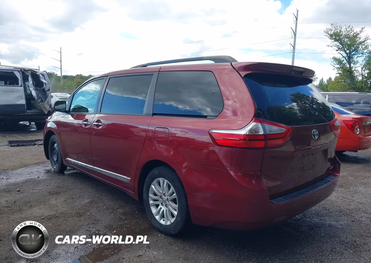 2015 Toyota Sienna Xle 8 Passenger VIN:5TDYK3DC3FS529564 - 3