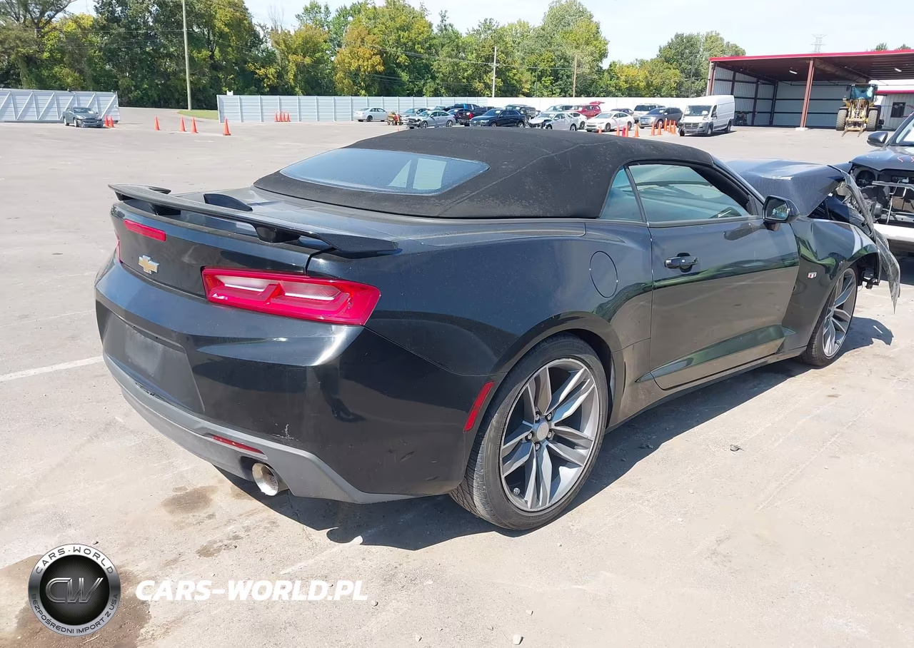 2018 Chevrolet Camaro 2Lt VIN:1G1FD3DX3J0134163 - 4