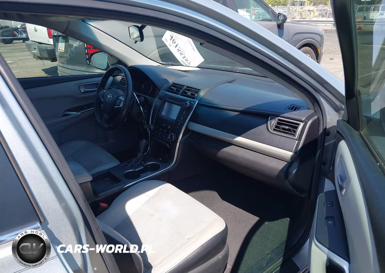 2017 Toyota Camry Se VIN:4T1BF1FK1HU293395 - 5