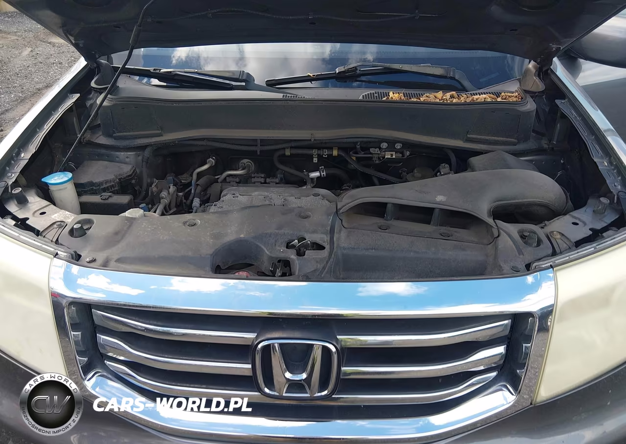 2012 Honda Pilot Touring VIN:5FNYF3H91CB013156 - 10