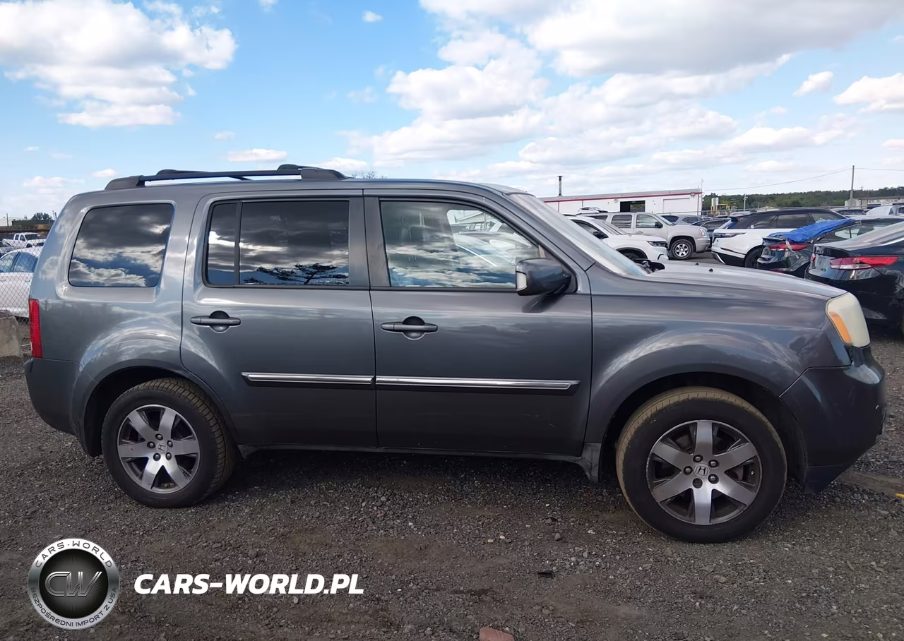 2012 Honda Pilot Touring VIN:5FNYF3H91CB013156 - 13