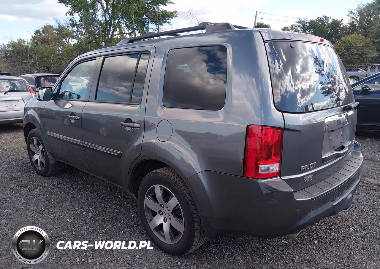 2012 Honda Pilot Touring VIN:5FNYF3H91CB013156 - 3