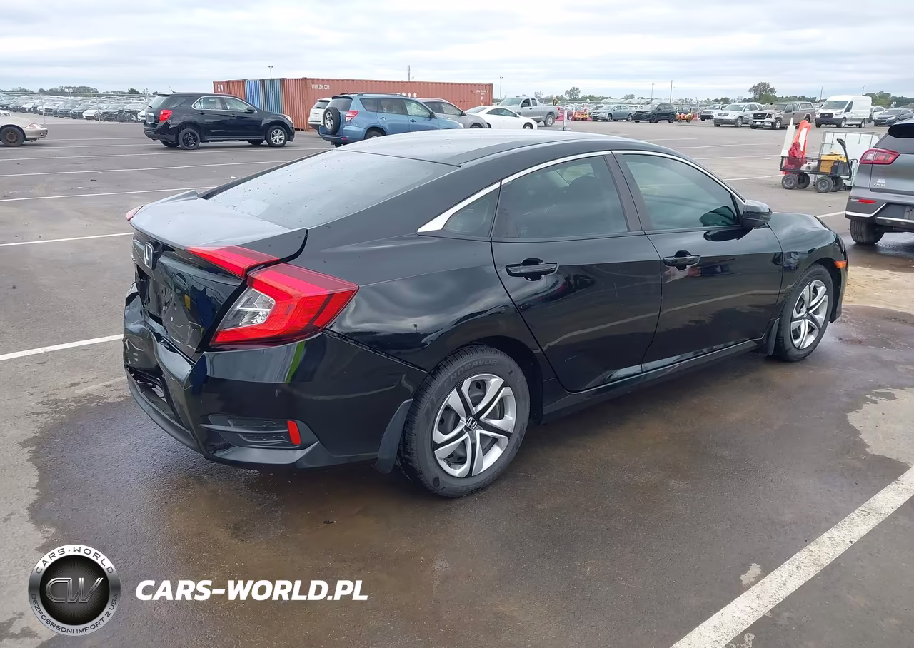 2017 Honda Civic Lx VIN:19XFC2F5XHE061987 - 4