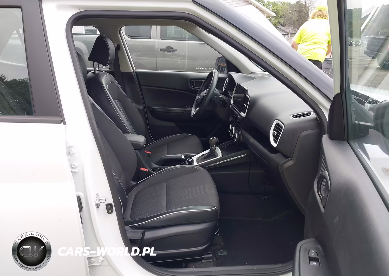 2023 Hyundai Venue Limited VIN:KMHRC8A38PU226310 - 5