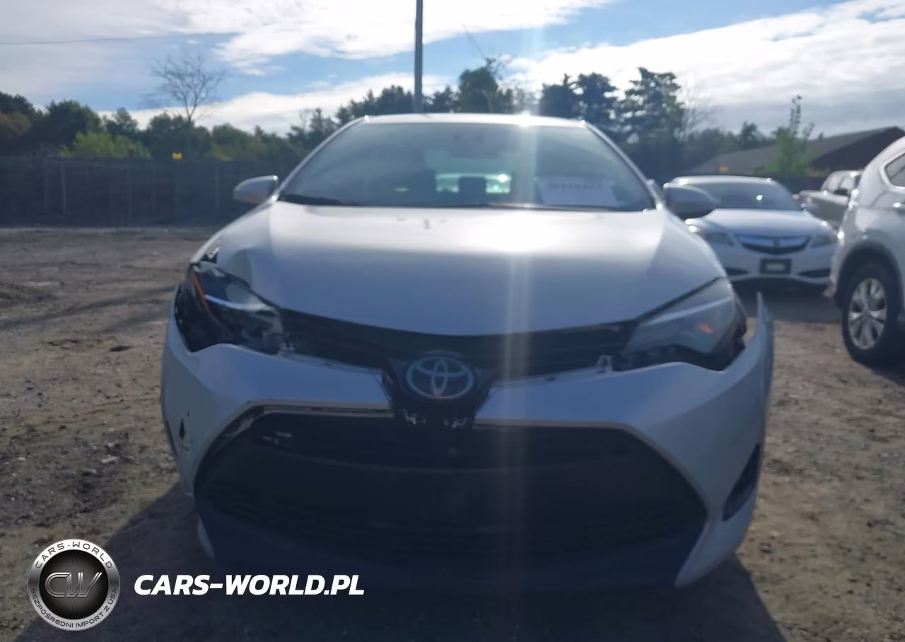 2019 Toyota Corolla Le VIN:2T1BURHE0KC151625 - 12