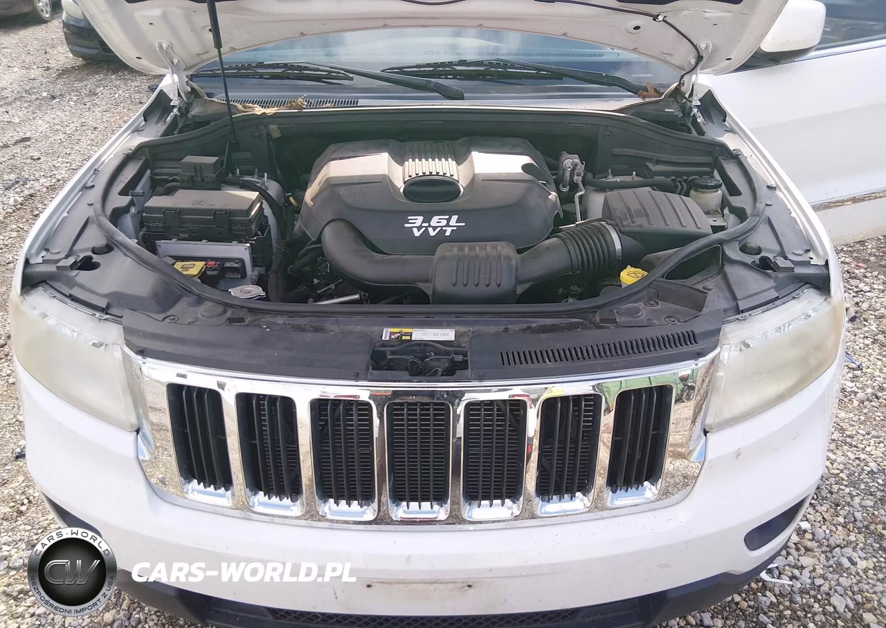 2013 Jeep Grand Cherokee Laredo VIN:1C4RJFAG2DC639276 - 10
