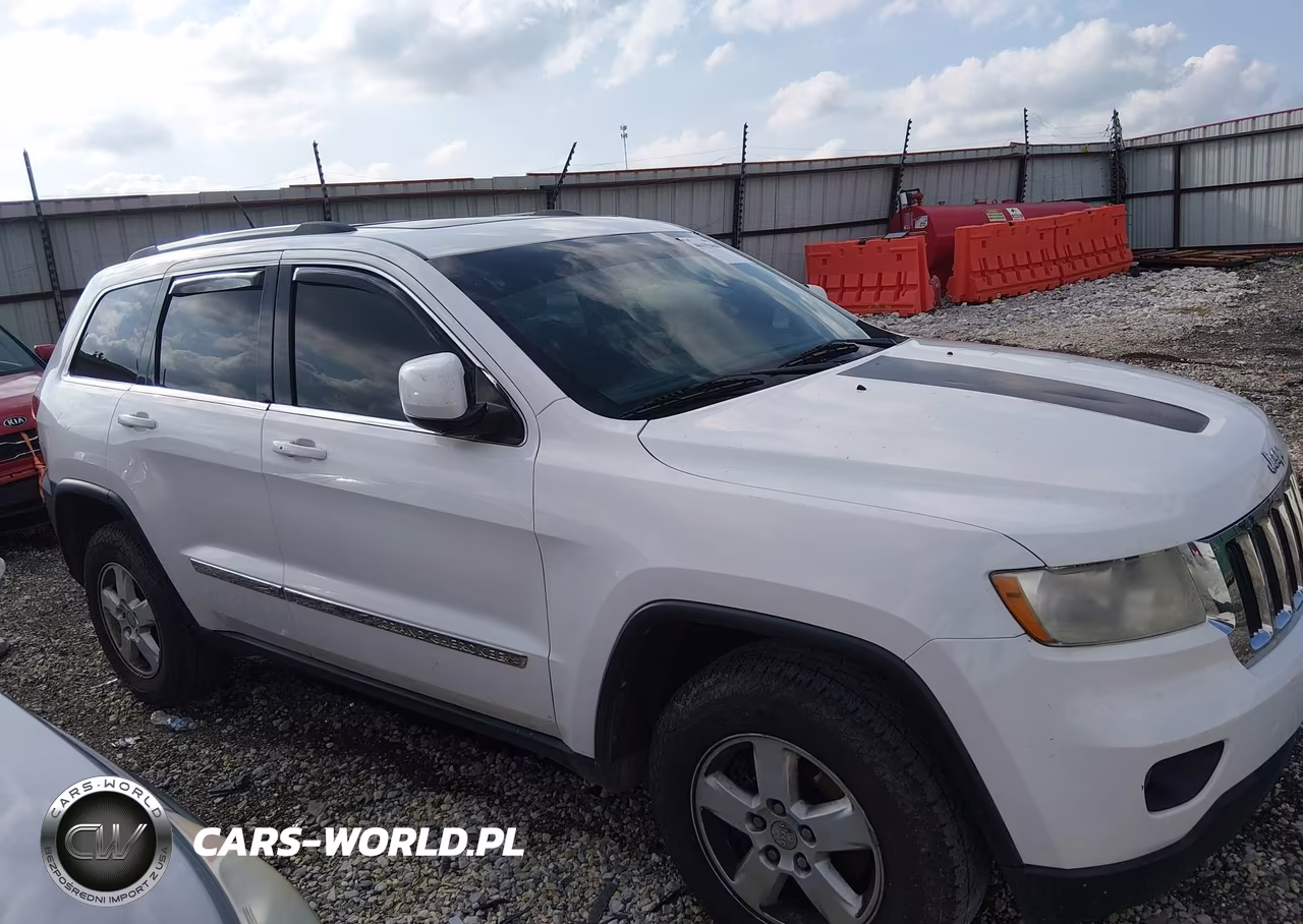 2013 Jeep Grand Cherokee Laredo VIN:1C4RJFAG2DC639276 - 13