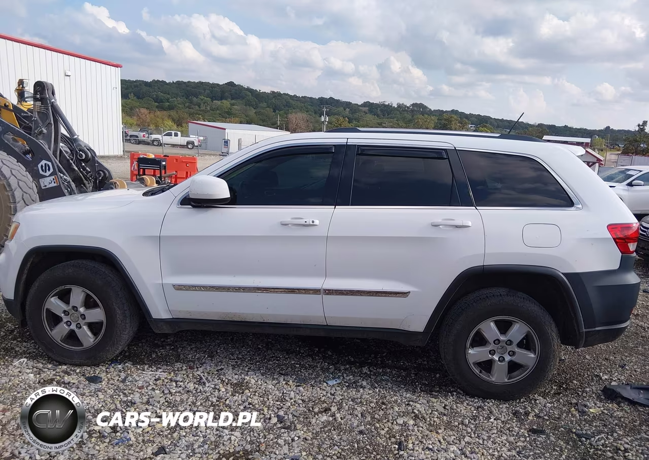2013 Jeep Grand Cherokee Laredo VIN:1C4RJFAG2DC639276 - 14