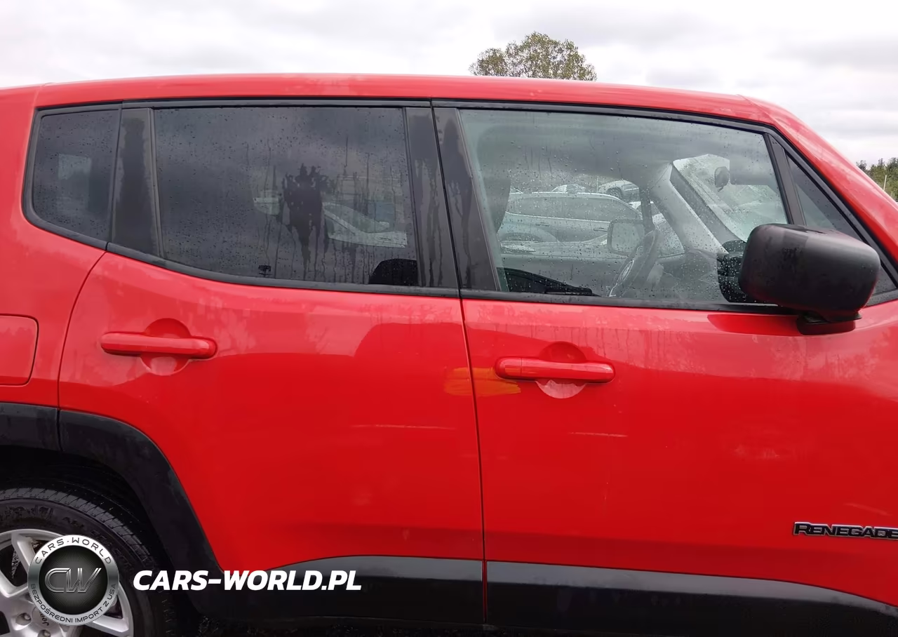 2023 Jeep Renegade Latitude 4X4 VIN:ZACNJDB12PPP62862 - 13